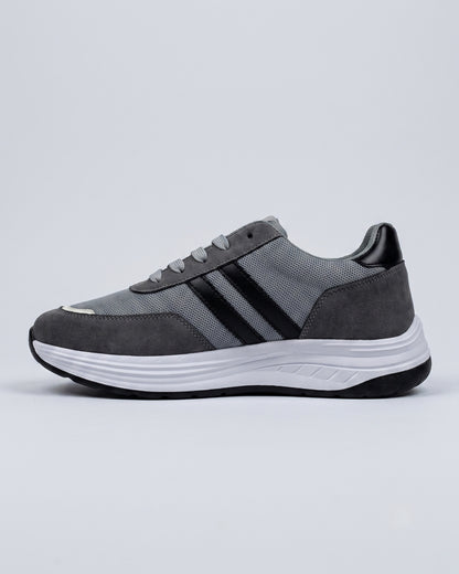 Brisk Casual Suede Sneaker - Grey/Black